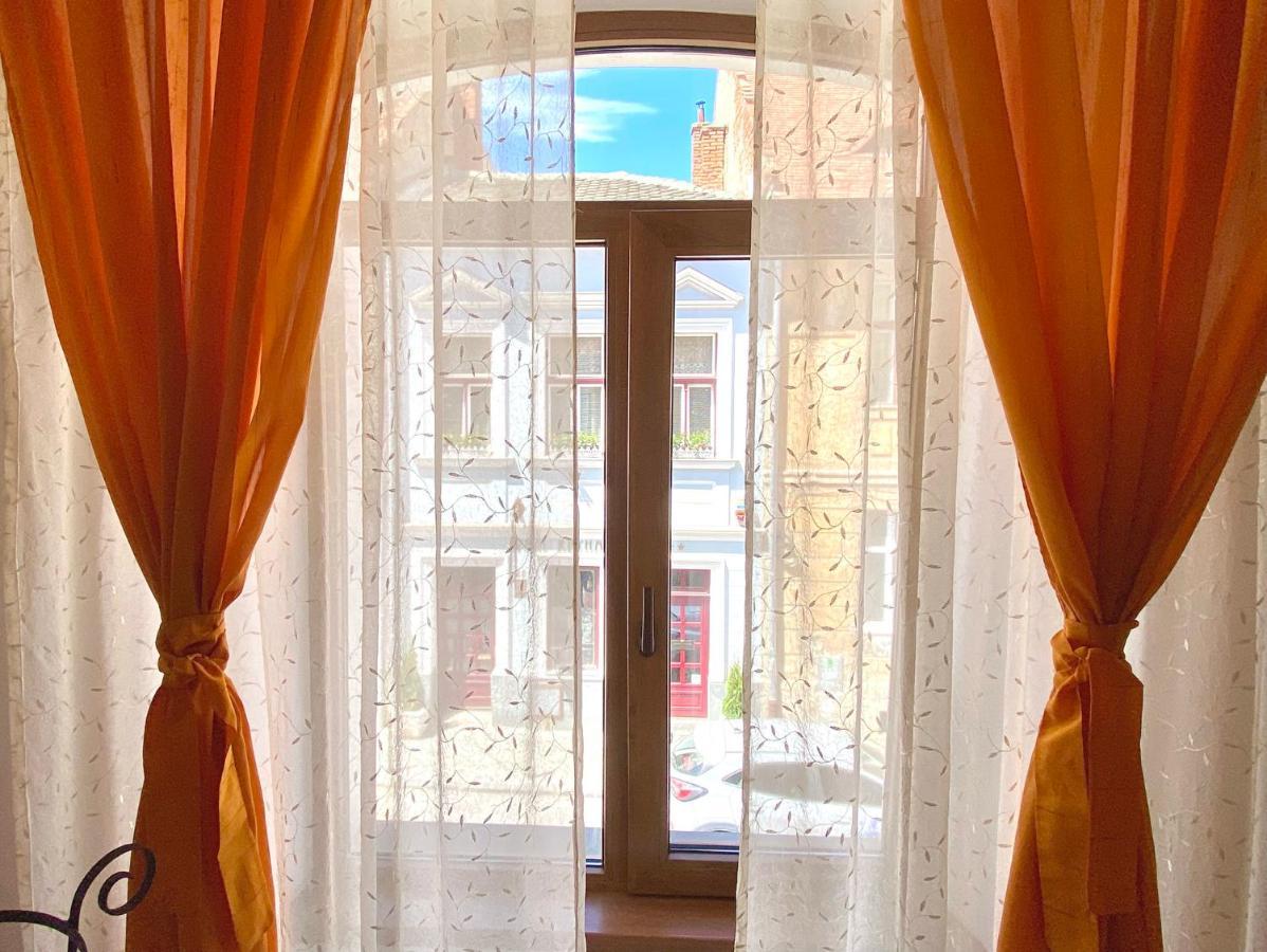 Charming Apartment - Heart Of Brasov Poarta Schei Exterior foto
