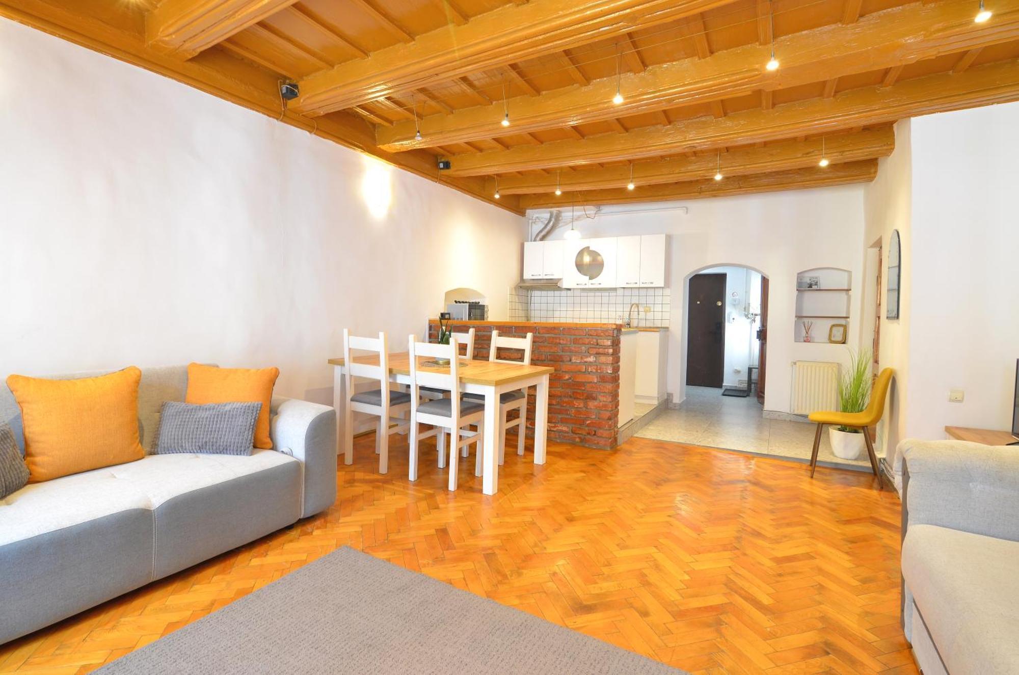Charming Apartment - Heart Of Brasov Poarta Schei Exterior foto